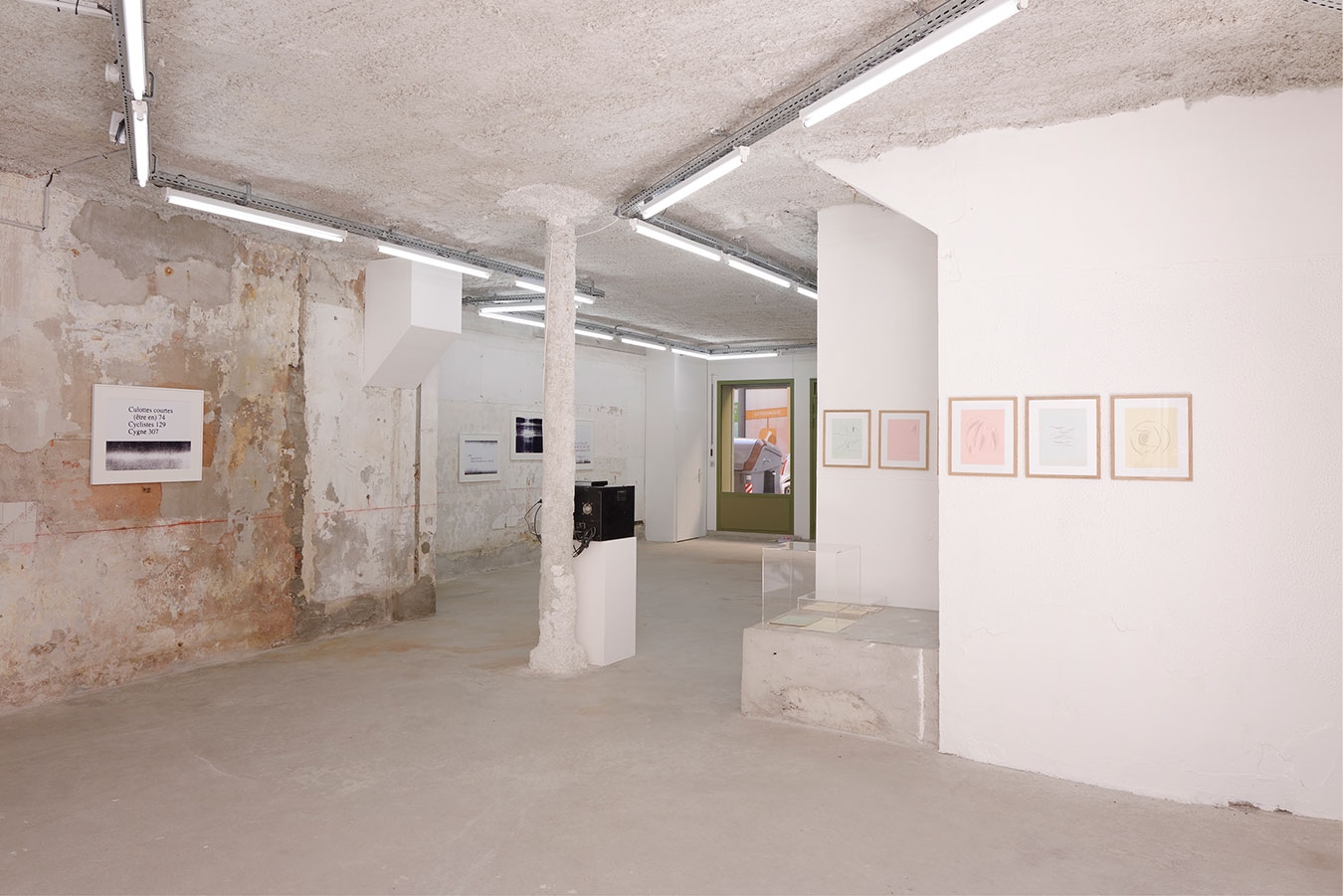 A une heure de la civilisation - Galerie CrèveCoeur