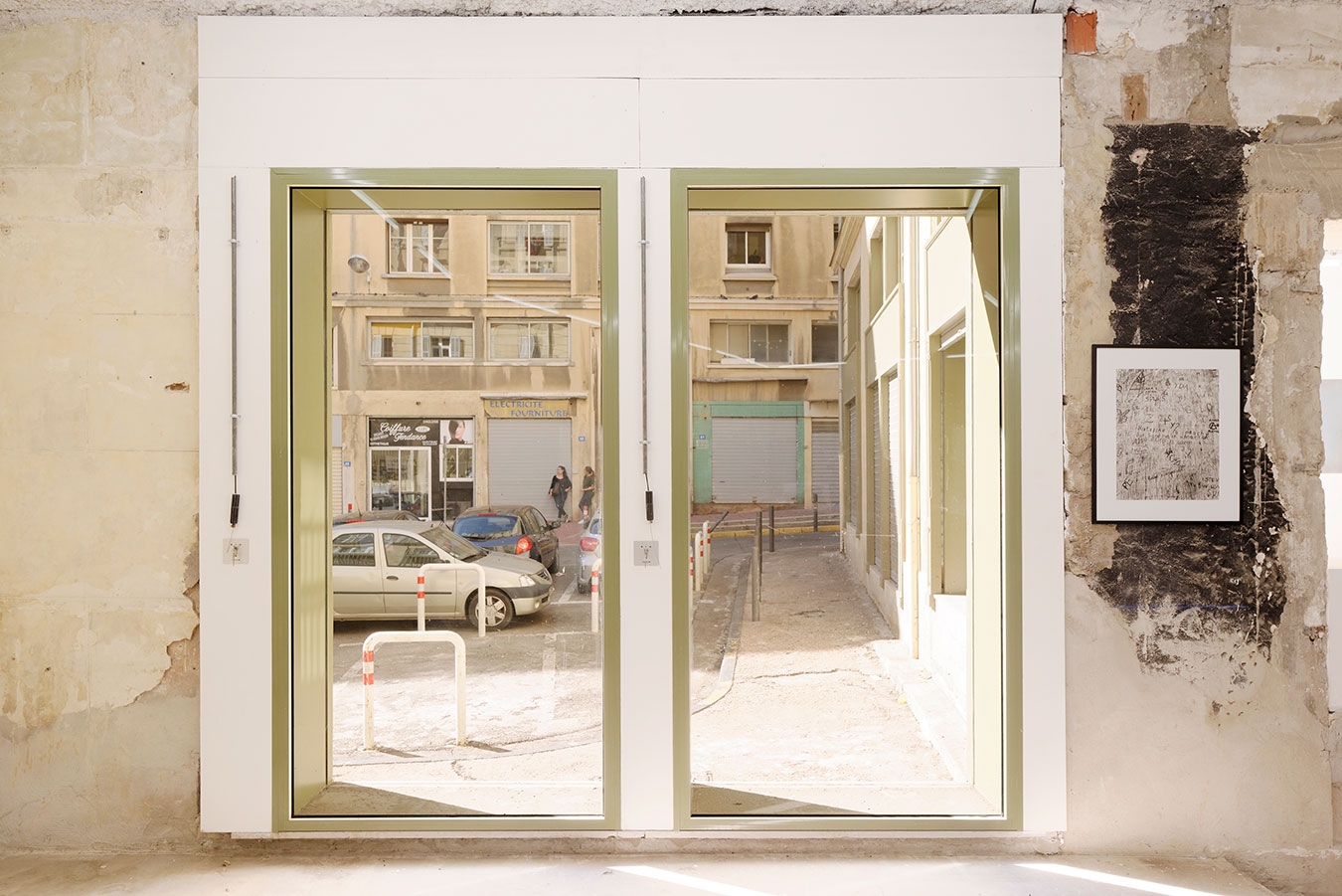 A une heure de la civilisation - Galerie CrèveCoeur