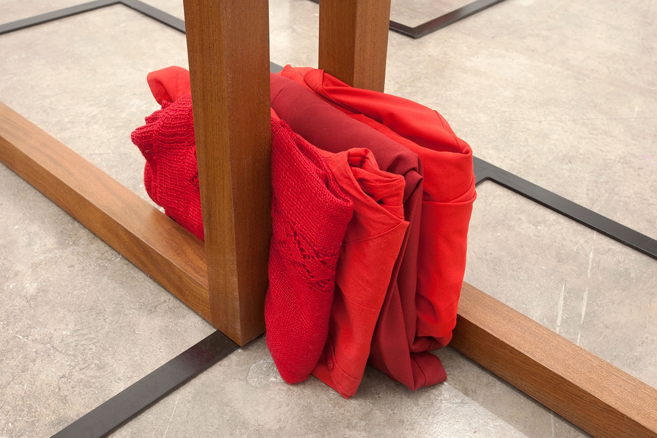 The Fabrics Ask / Some Hints on Pattern-Designing (Prospectus. Scene II, sub-scene I) - Galerie CrèveCoeur