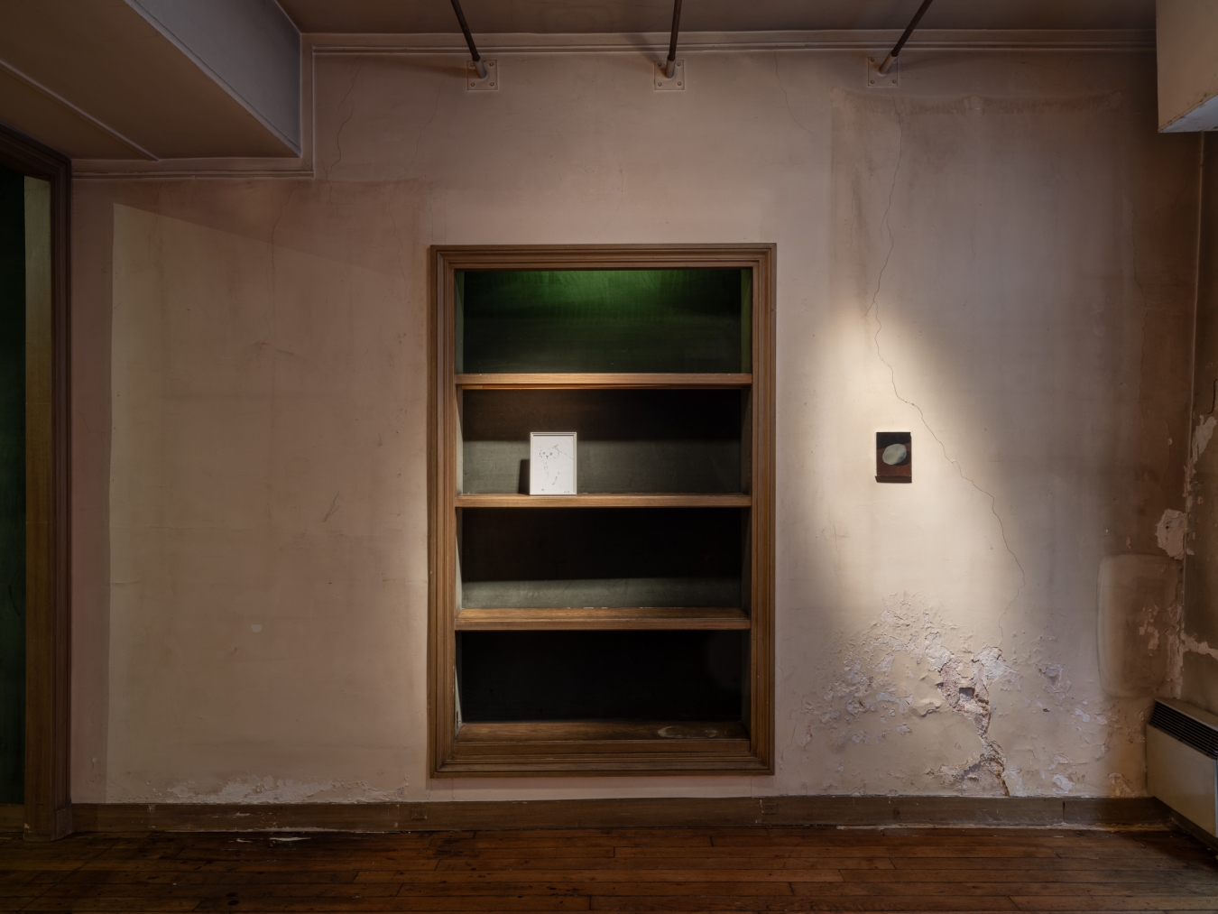 Threshold - Galerie CrèveCoeur